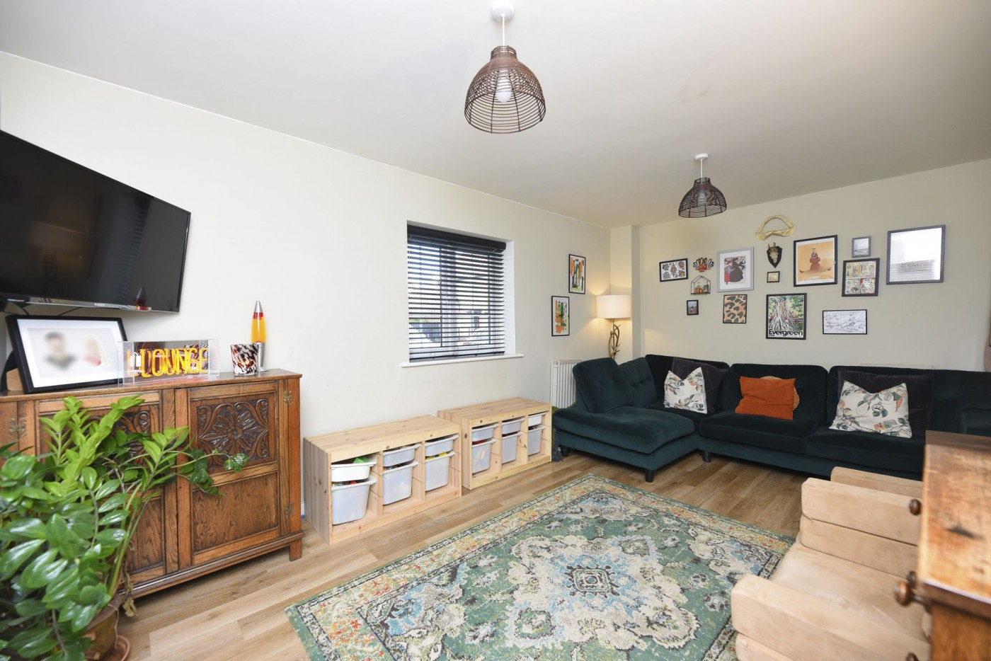 3 bedroom house in Walston Way, Brampton