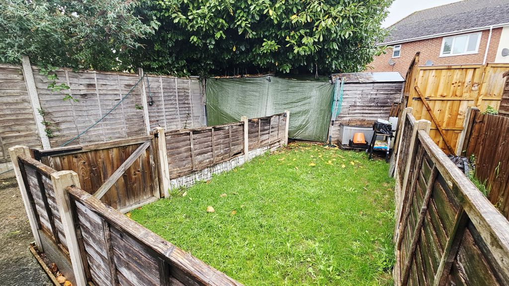2 bedroom property in Jordan Terrace, Holme Lacy Road