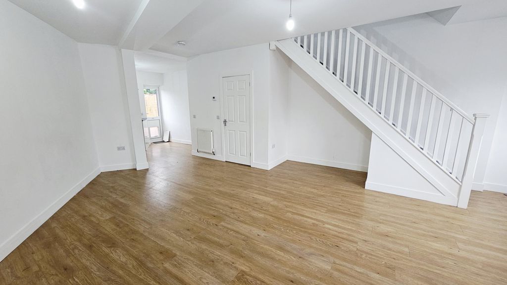 2 bedroom property in Jordan Terrace, Holme Lacy Road