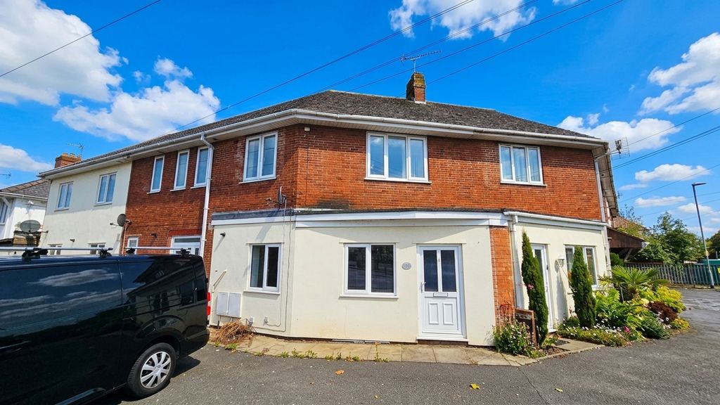 2 bedroom property in Jordan Terrace, Holme Lacy Road