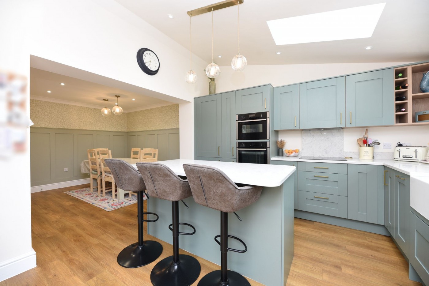 4 bedroom house in The Glades, Huntingdon