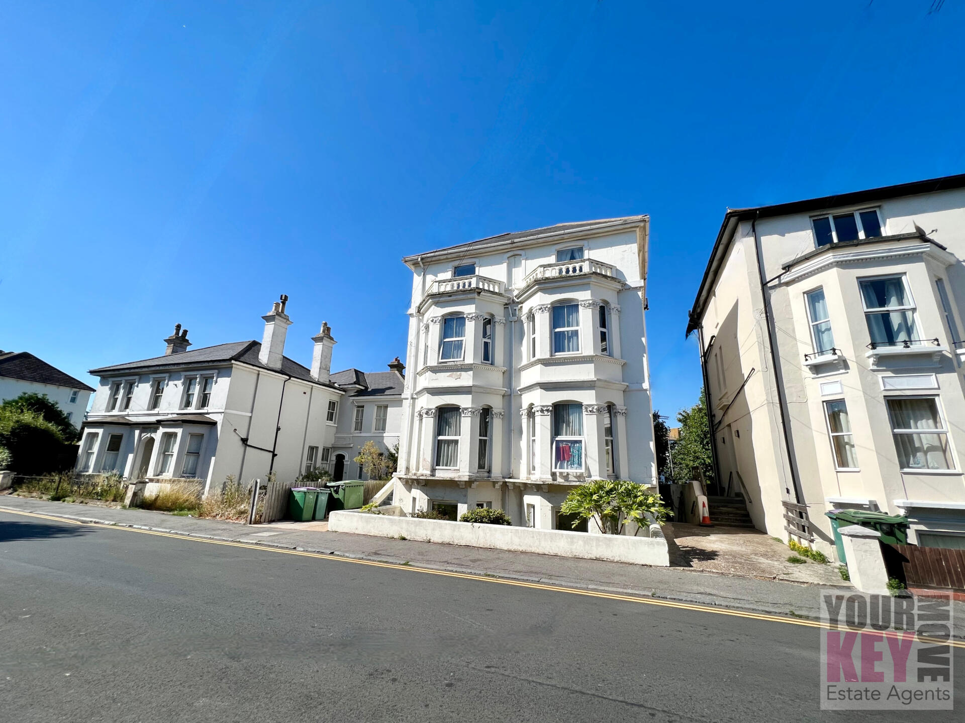 2 bedroom house in Cheriton Road, Folkestone, Kent CT20 1DF
