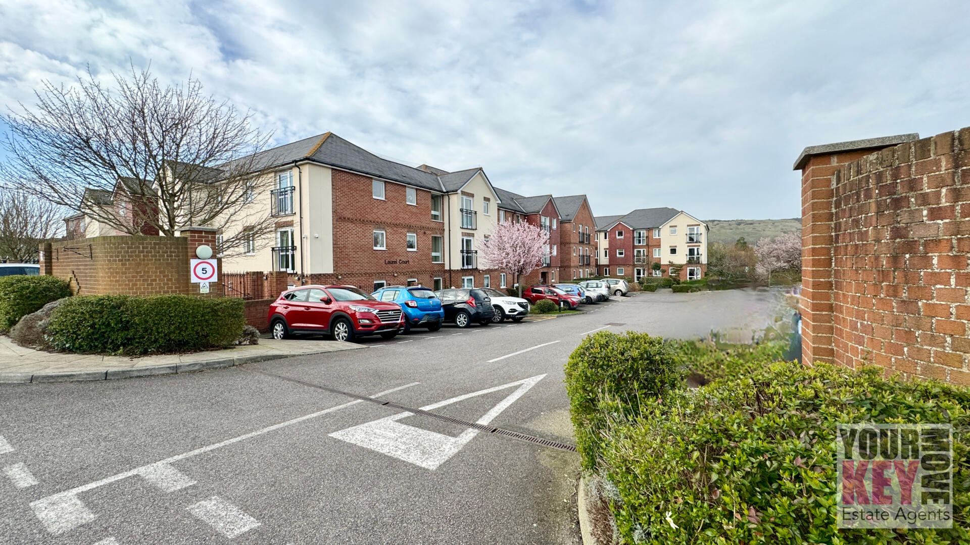 1 bedroom house in Laurel Court, Stanley Road, Folkestone, Kent CT19 4RL