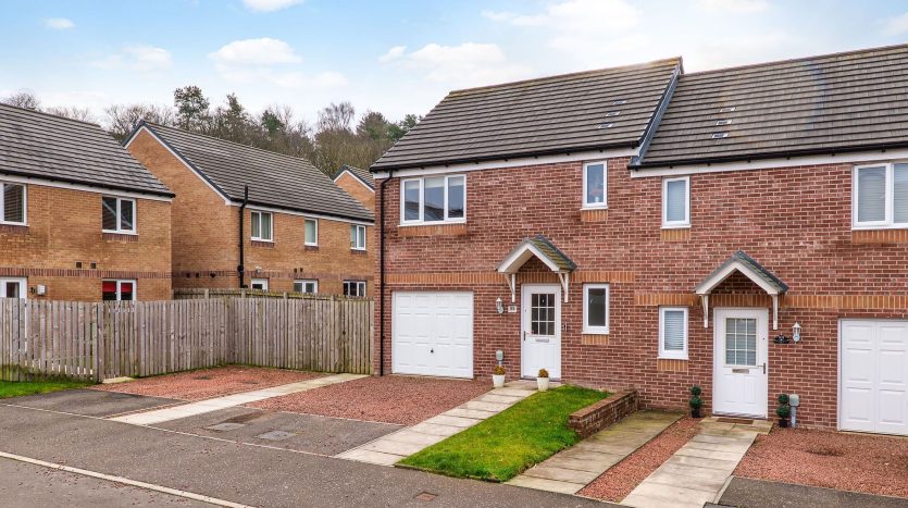 3 bedroom house in Patterton Range Drive, Glasgow