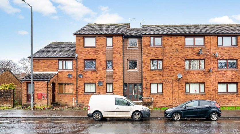 2 bedroom house in 1106B Dumbaton Road