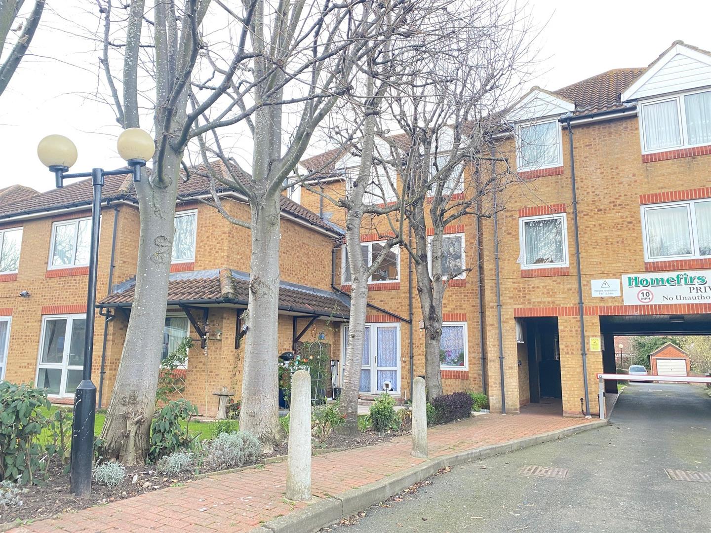 1 bedroom Flat - Homefirs House