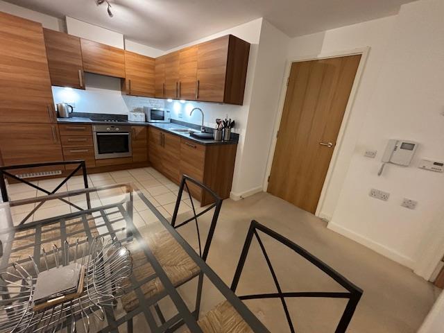 3 bedroom House - Empire Way