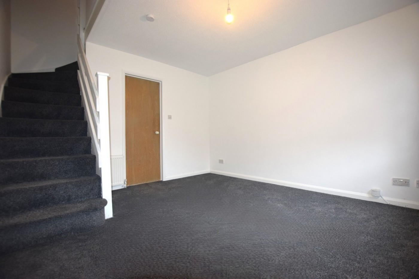 2 bedroom mid terraced house in Cookson Close