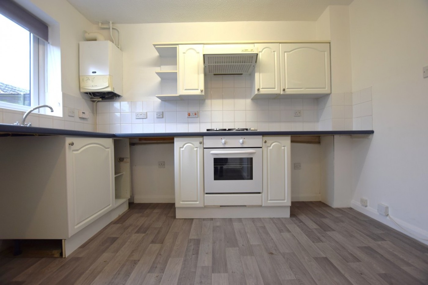 2 bedroom mid terraced house in Cookson Close