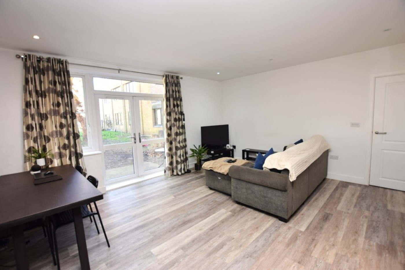 1 bedroom ground floor flat in Anglian House