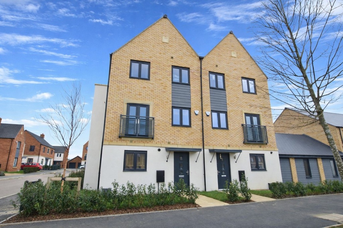 3 bedroom town house in Pelham Road