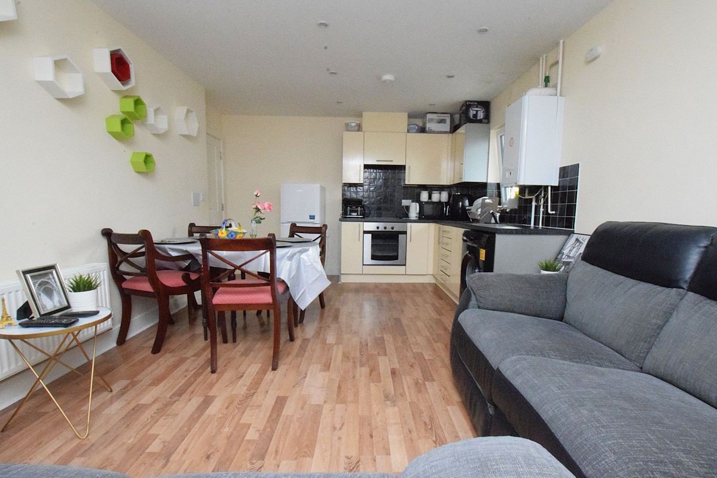 2 bedroom flat in Percy Green Place, Huntingdon