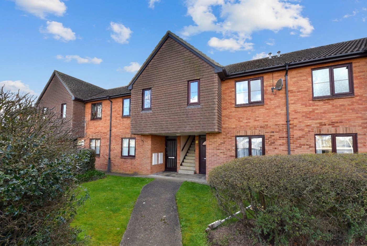 1 bedroom apartment in Station Road