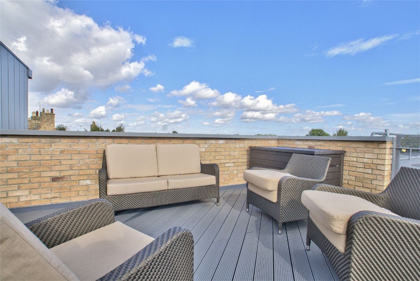 1 bedroom apartment in High Street, Elm Tree Court