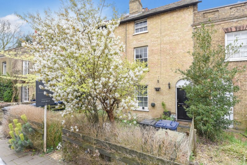 2 bedroom maisonette in Ermine Street, Huntingdon