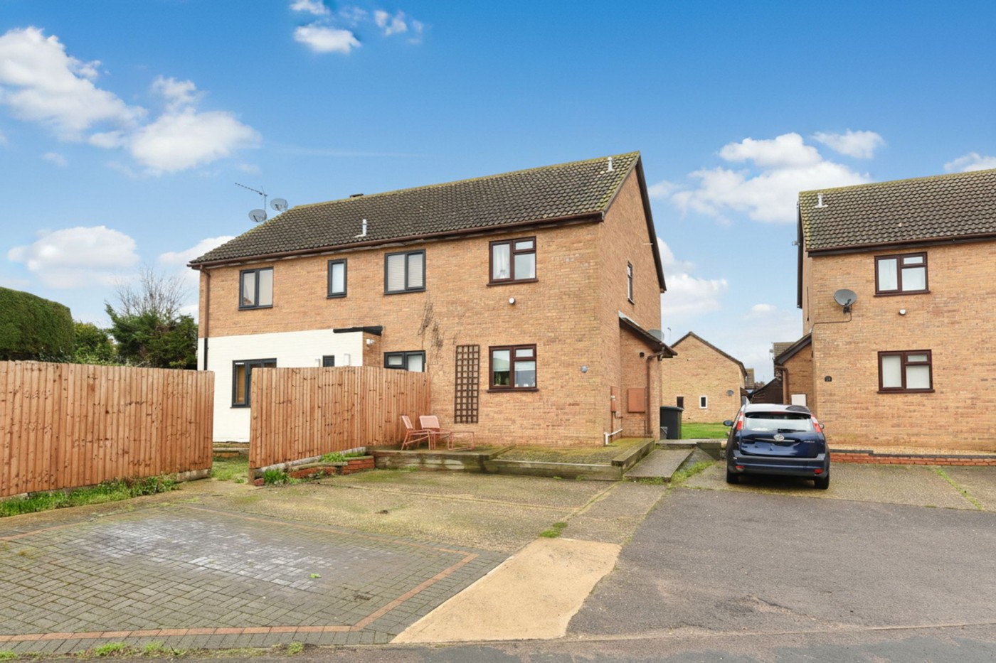 2 bedroom cluster house in Newton Road