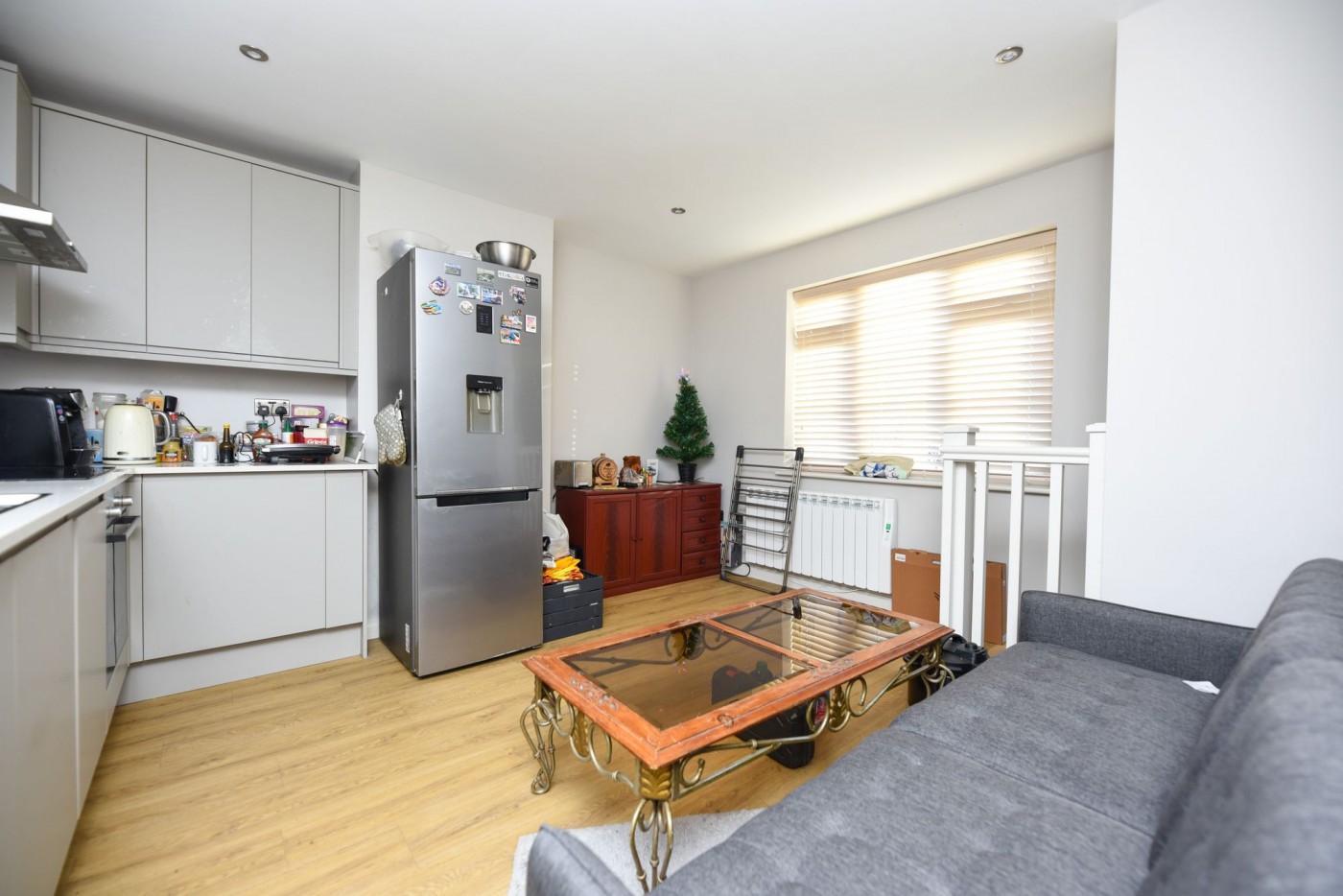 2 bedroom flat in Brookside, Huntingdon