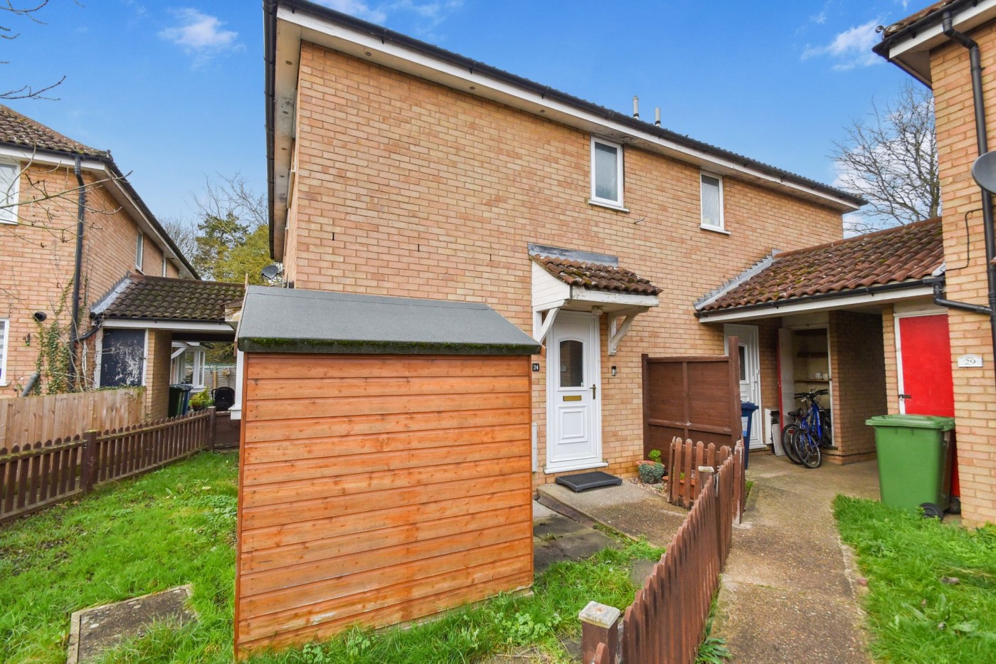 2 bedroom cluster house in Alder Close