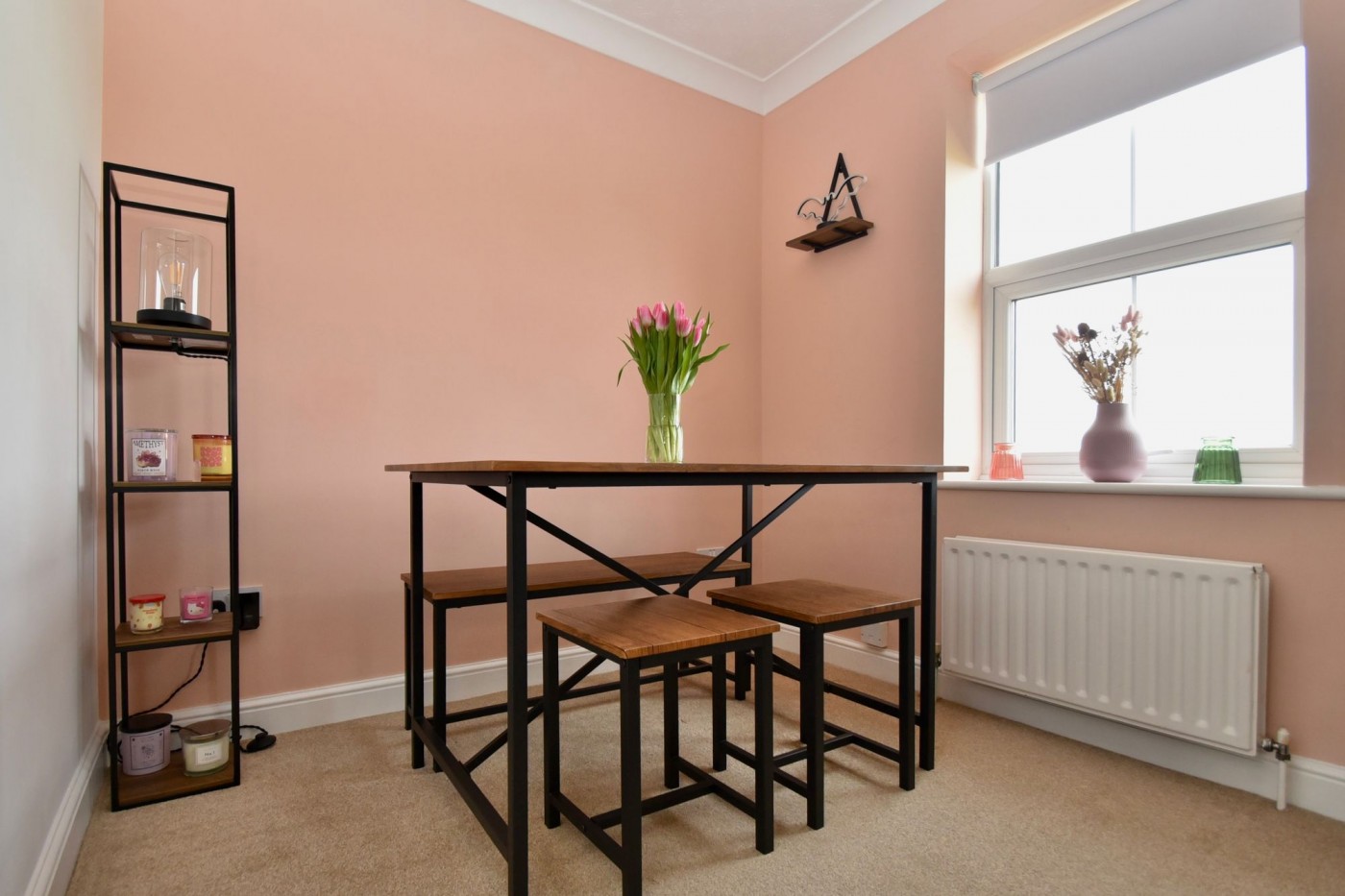 2 bedroom flat in Ware Road, Ferndale House Ware Road
