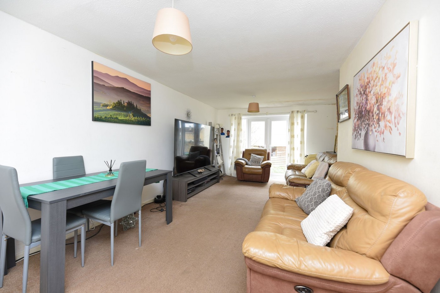4 bedroom house in The Whaddons, Huntingdon