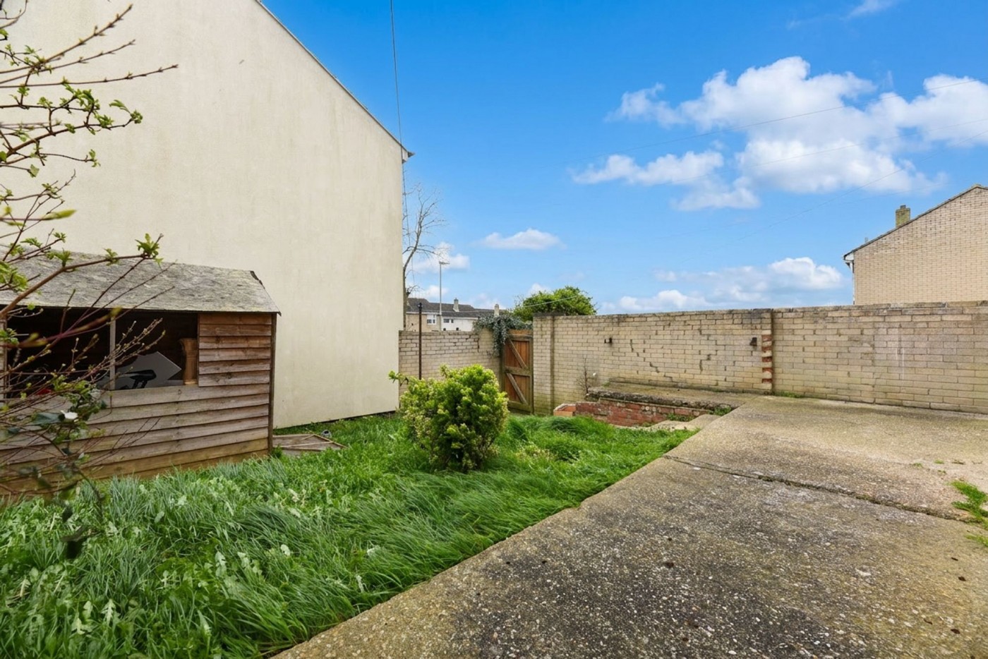 4 bedroom house in The Whaddons, Huntingdon