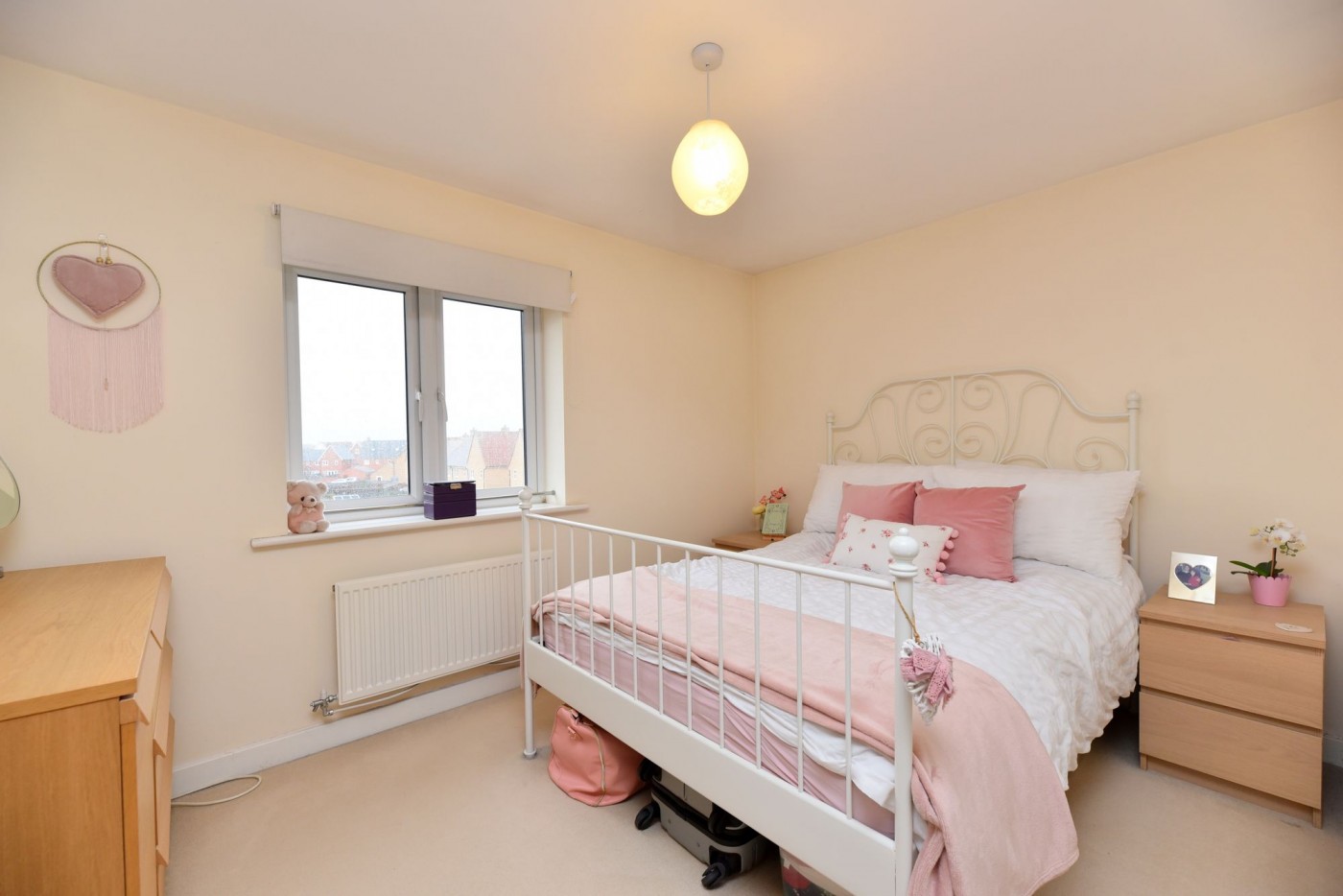 2 bedroom flat in Sanger Avenue, Biggleswade