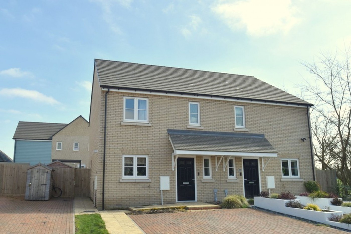3 bedroom house in Burgess Close