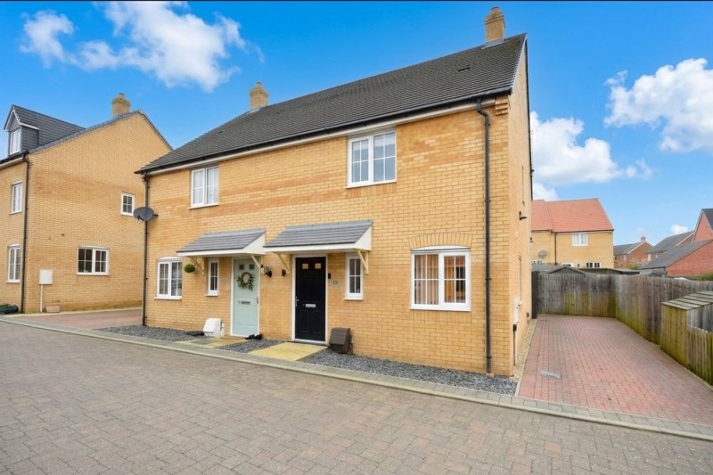 3 bedroom house in Parker Crescent, Sawtry