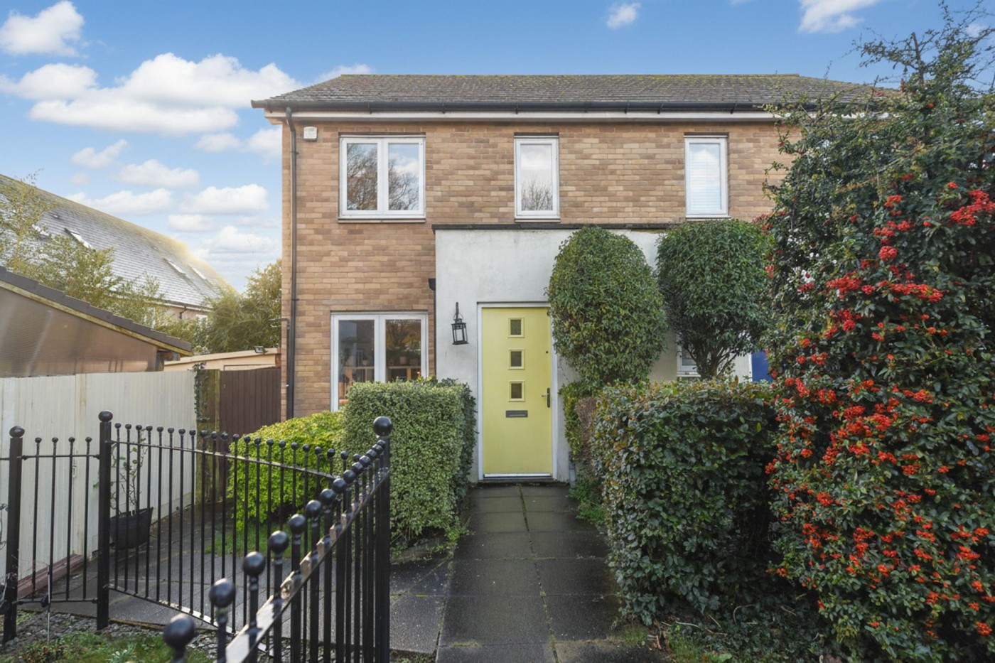 3 bedroom house in Coneygear Court