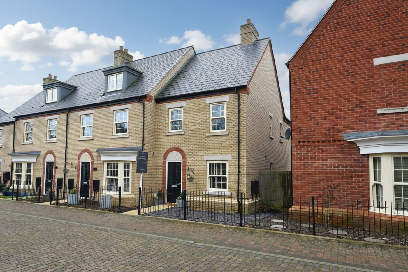 2 bedroom house in Central Avenue