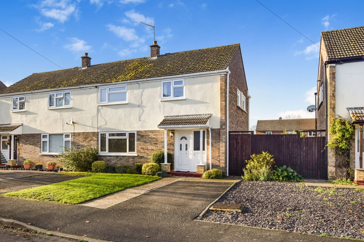4 bedroom house in Williams Close