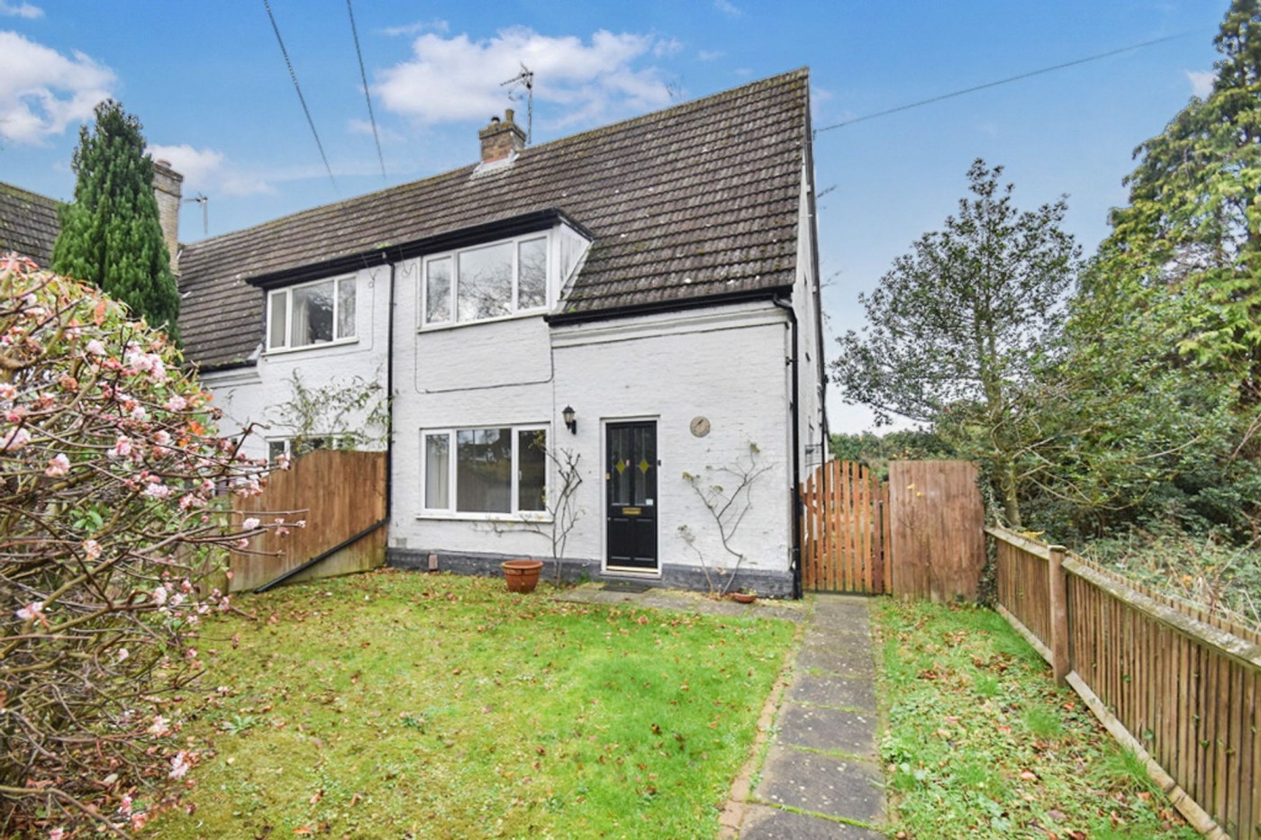 2 bedroom house in London Road