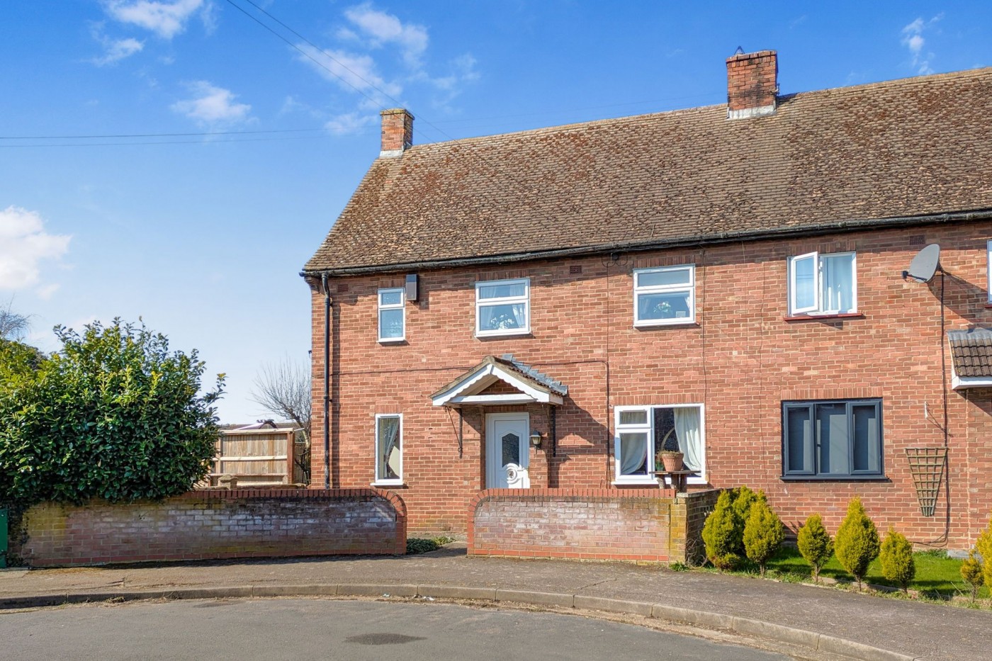 3 bedroom house in Ambury Hill