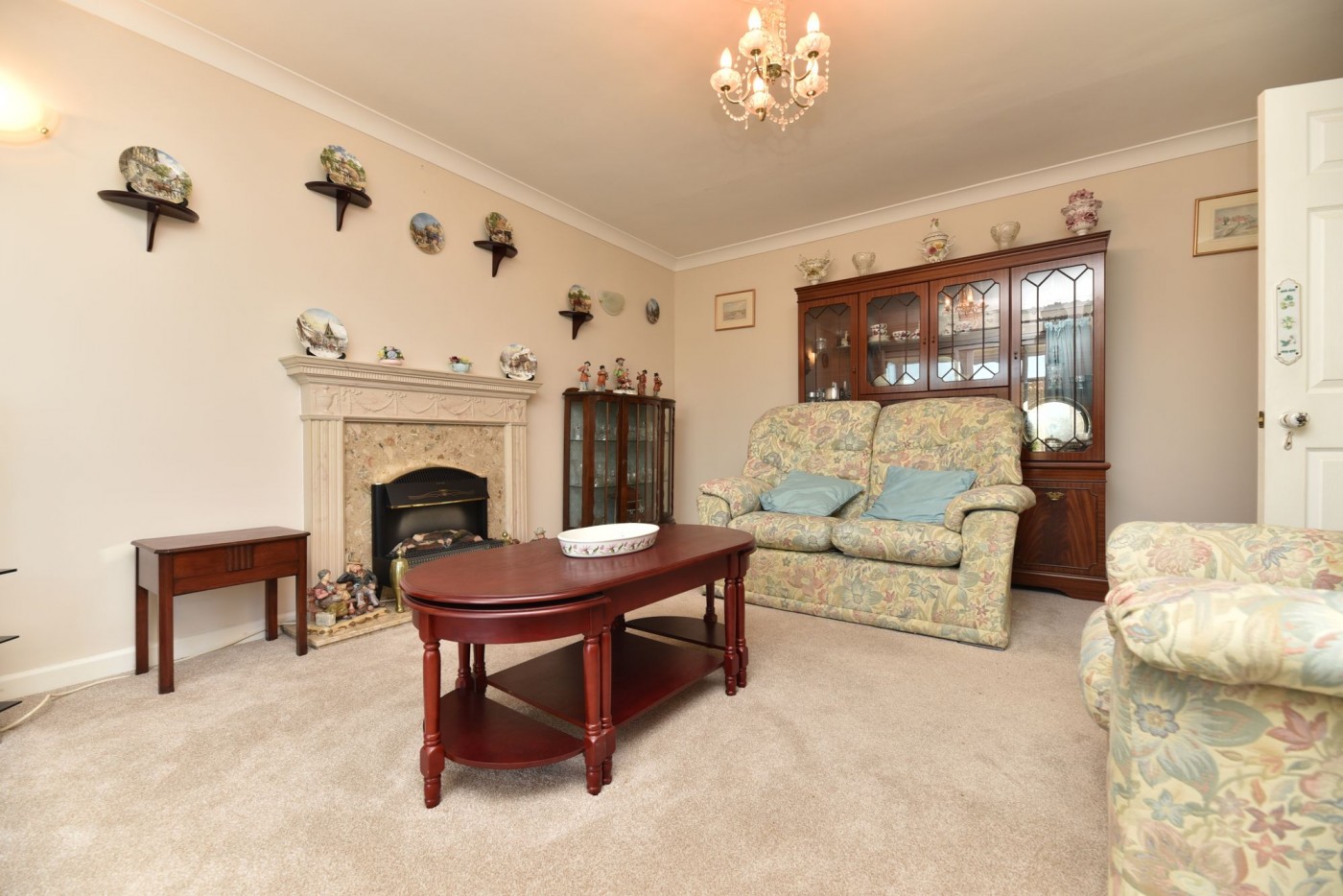 2 bedroom house in Leechcroft, Fenstanton