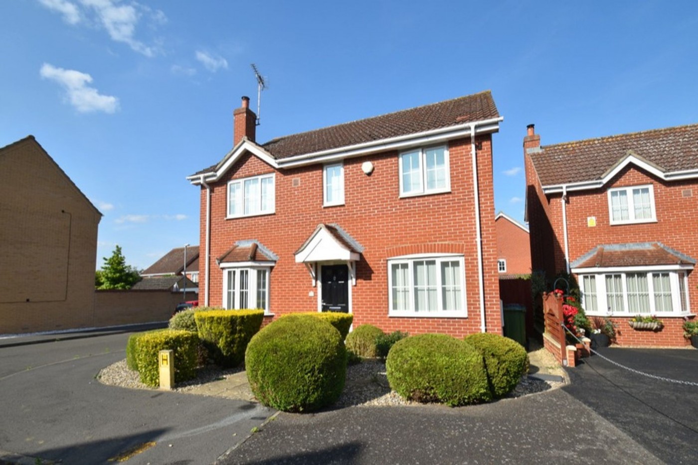 4 bedroom house in Gull Way