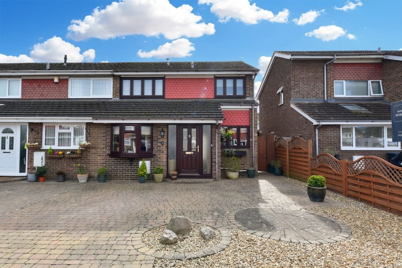 3 bedroom house in Boothey Close