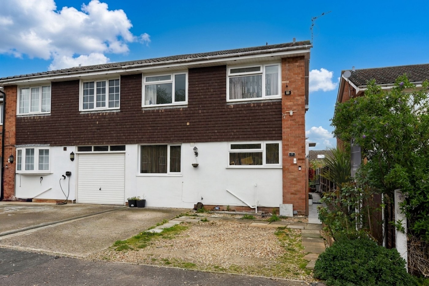 4 bedroom house in Rodney Road