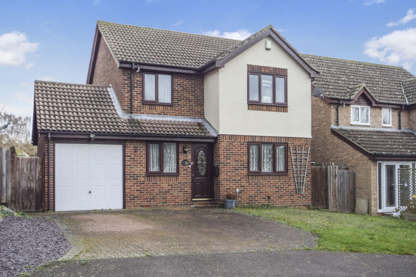 3 bedroom house in Sapley Road