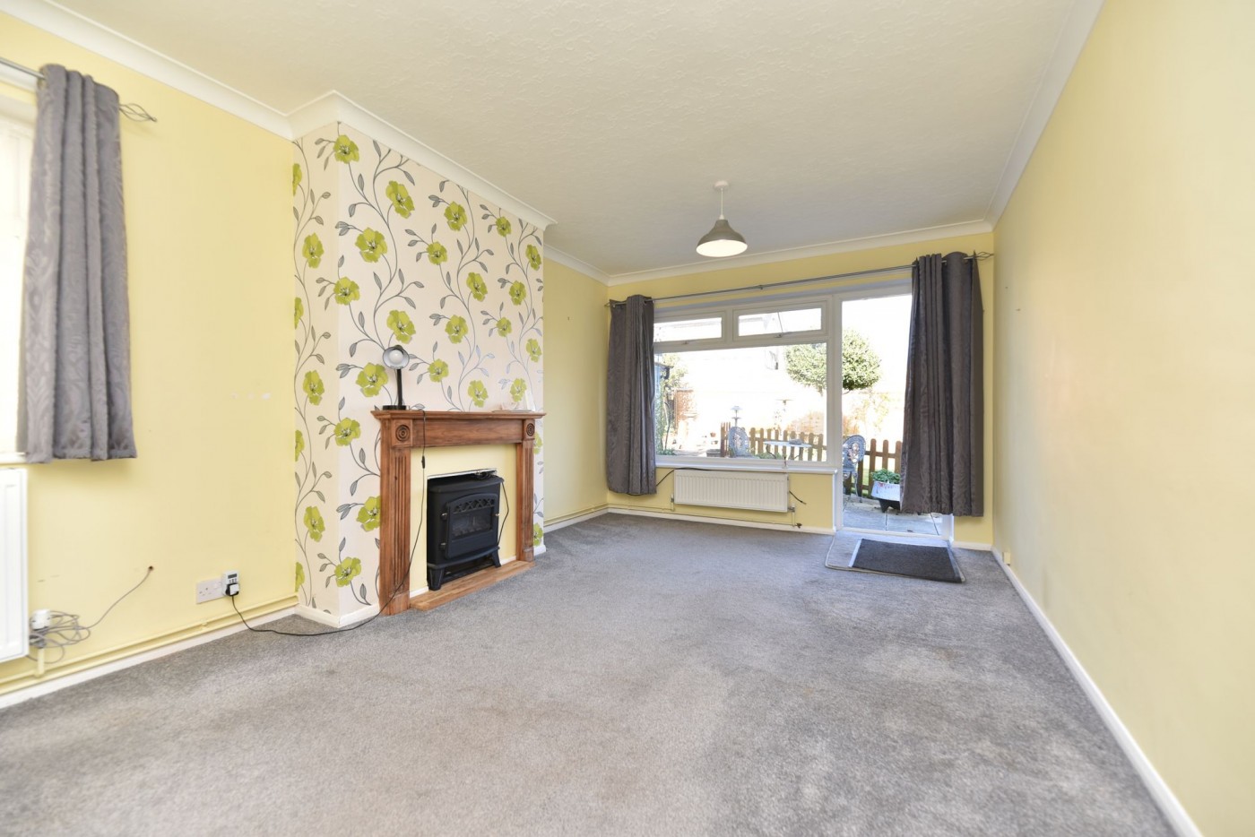 3 bedroom bungalow in Abbots Crescent, St. Ives