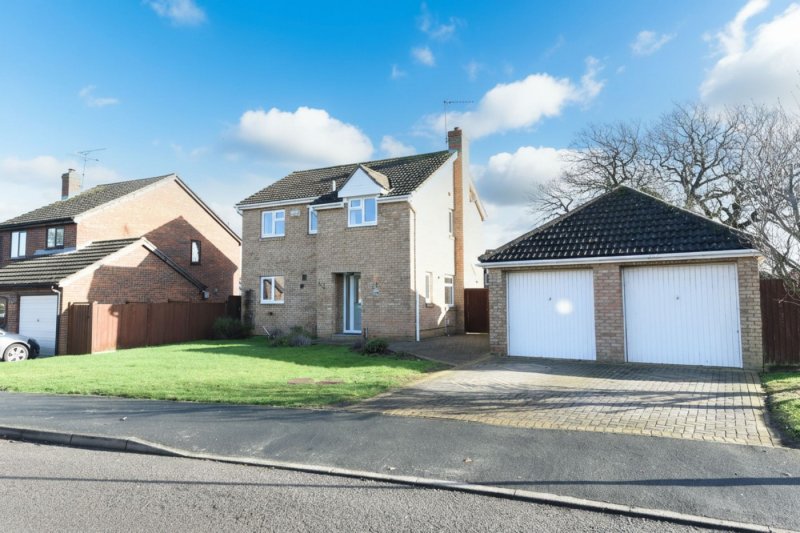 4 bedroom house in Deerpark Road