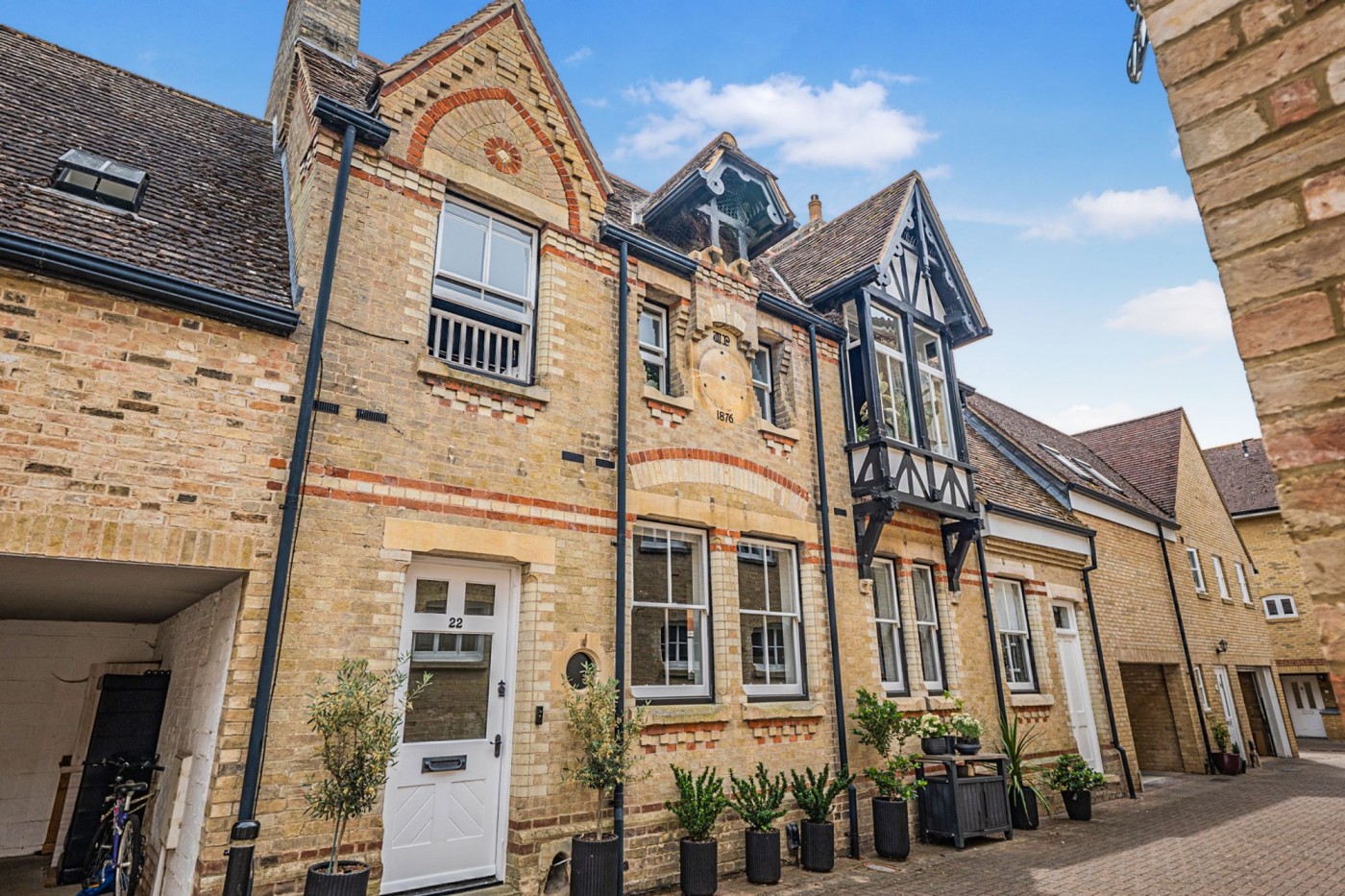 2 bedroom house in Chandlers Wharf