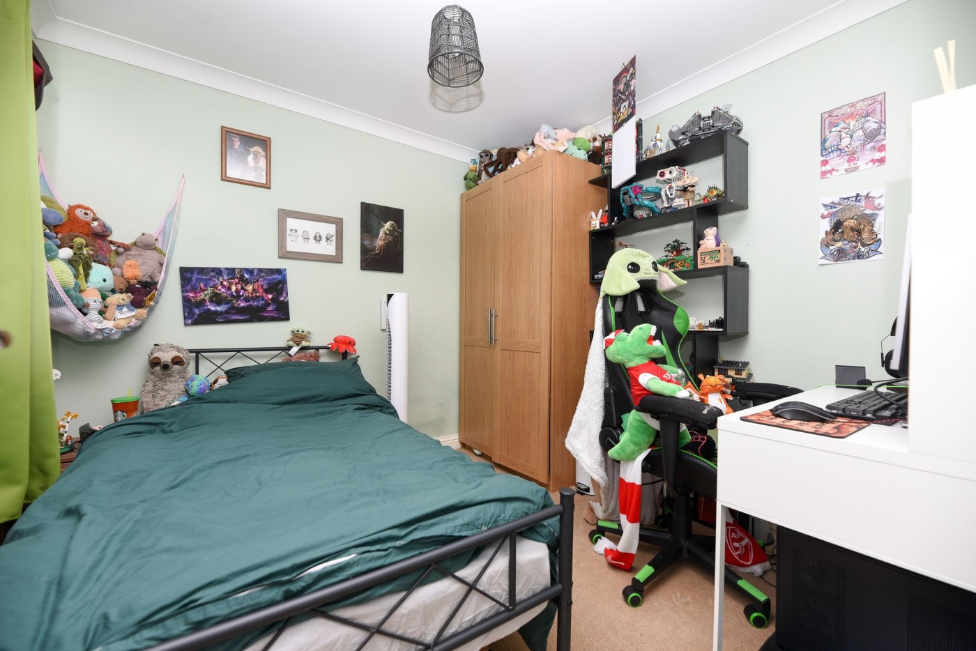 Photo 18