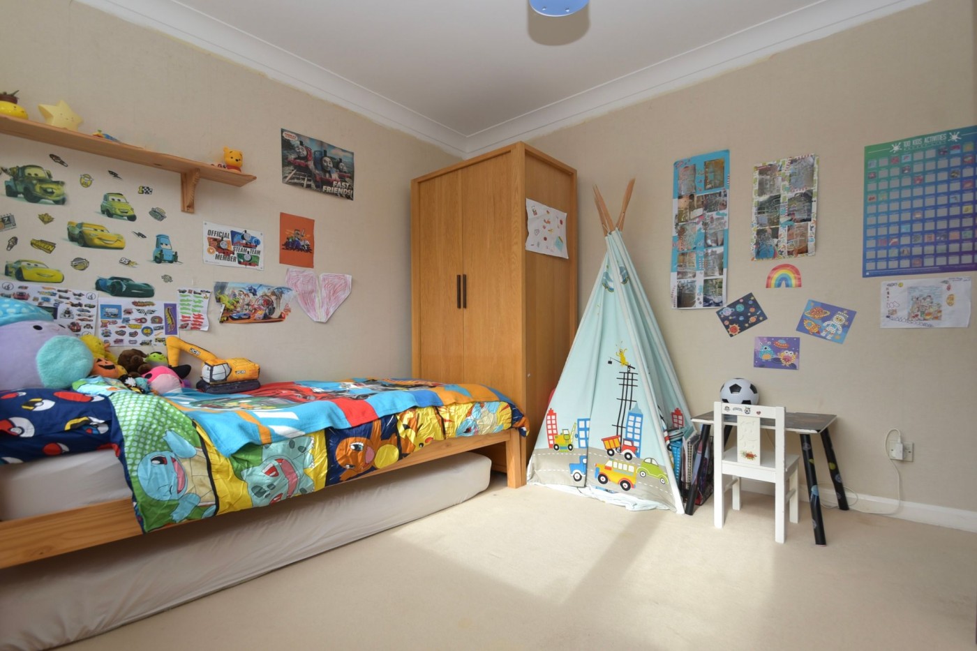 Photo 10