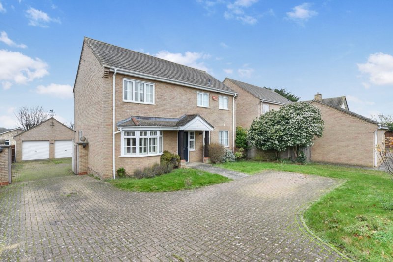 4 bedroom house in Station Road, Warboys