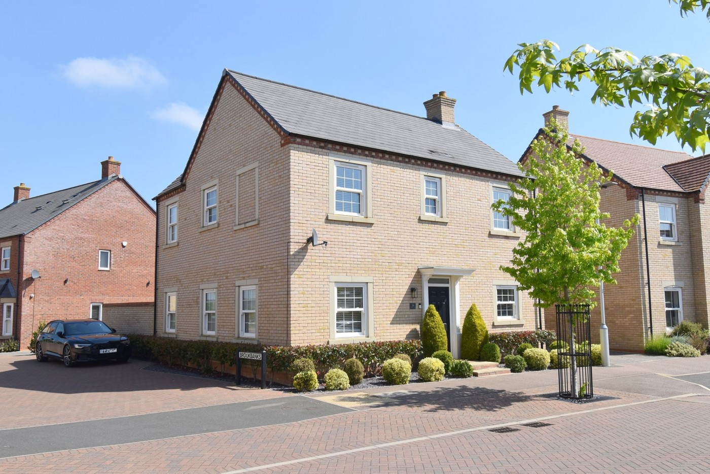 4 bedroom house in Collings Crescent