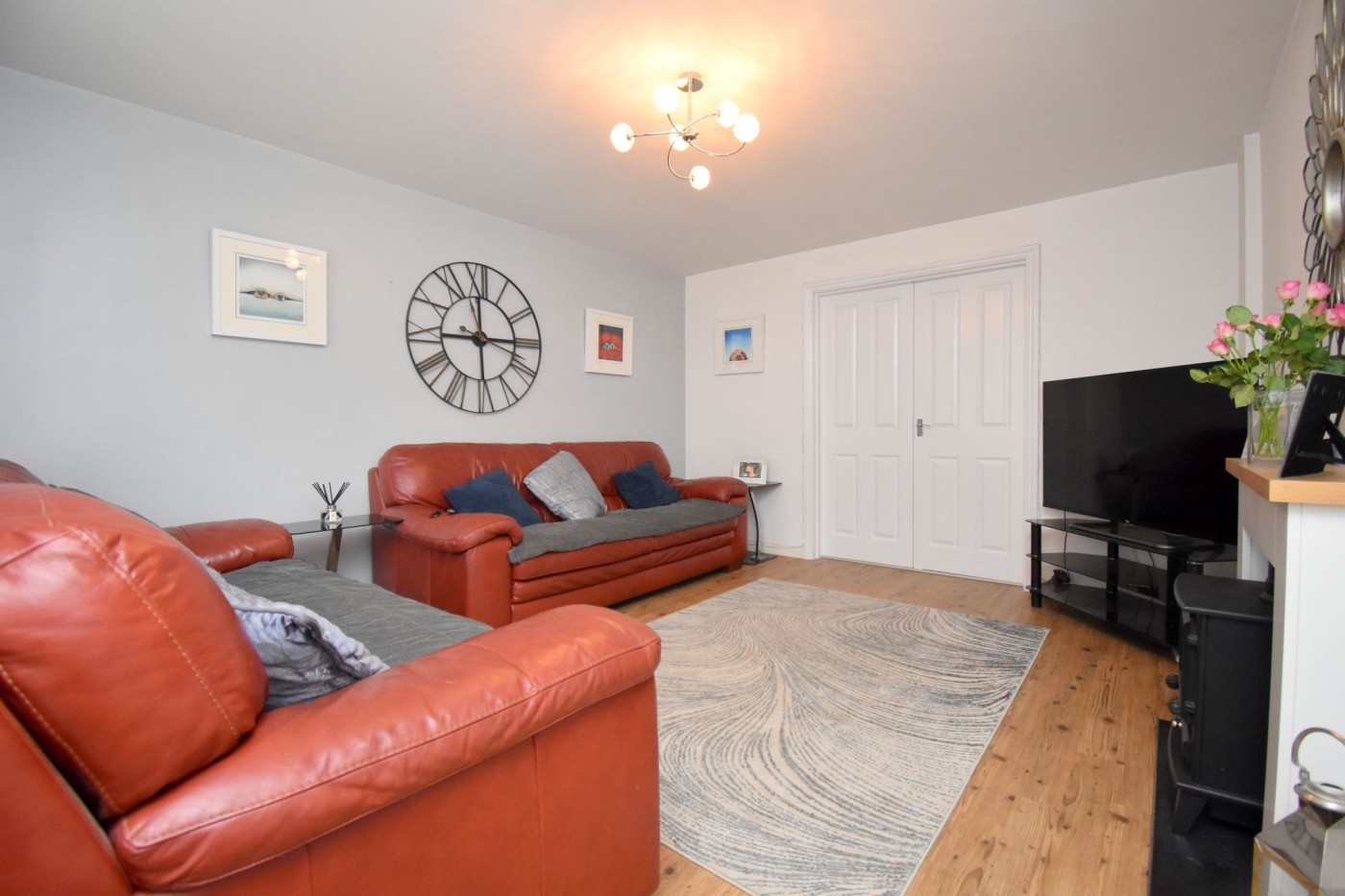 5 bedroom house in Bose Avenue, Biggleswade