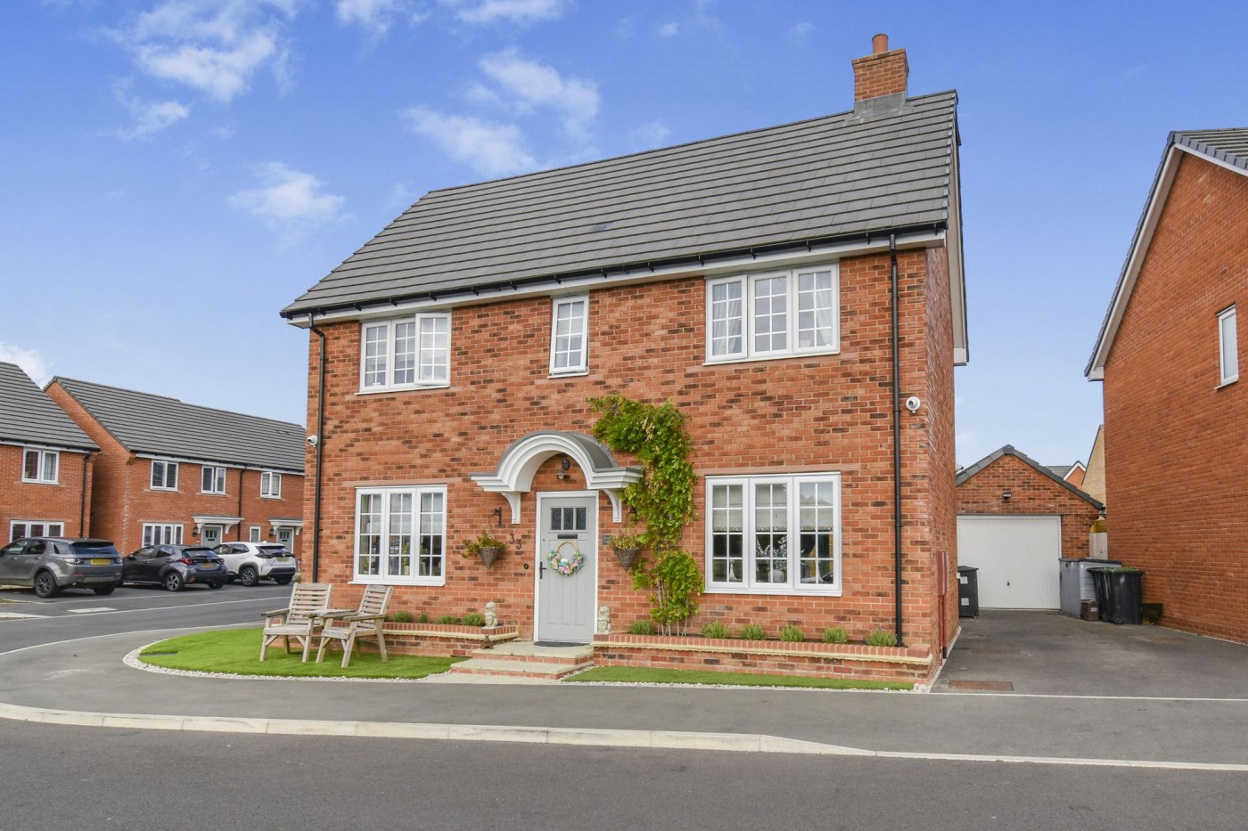 4 bedroom house in Blackbird Gardens