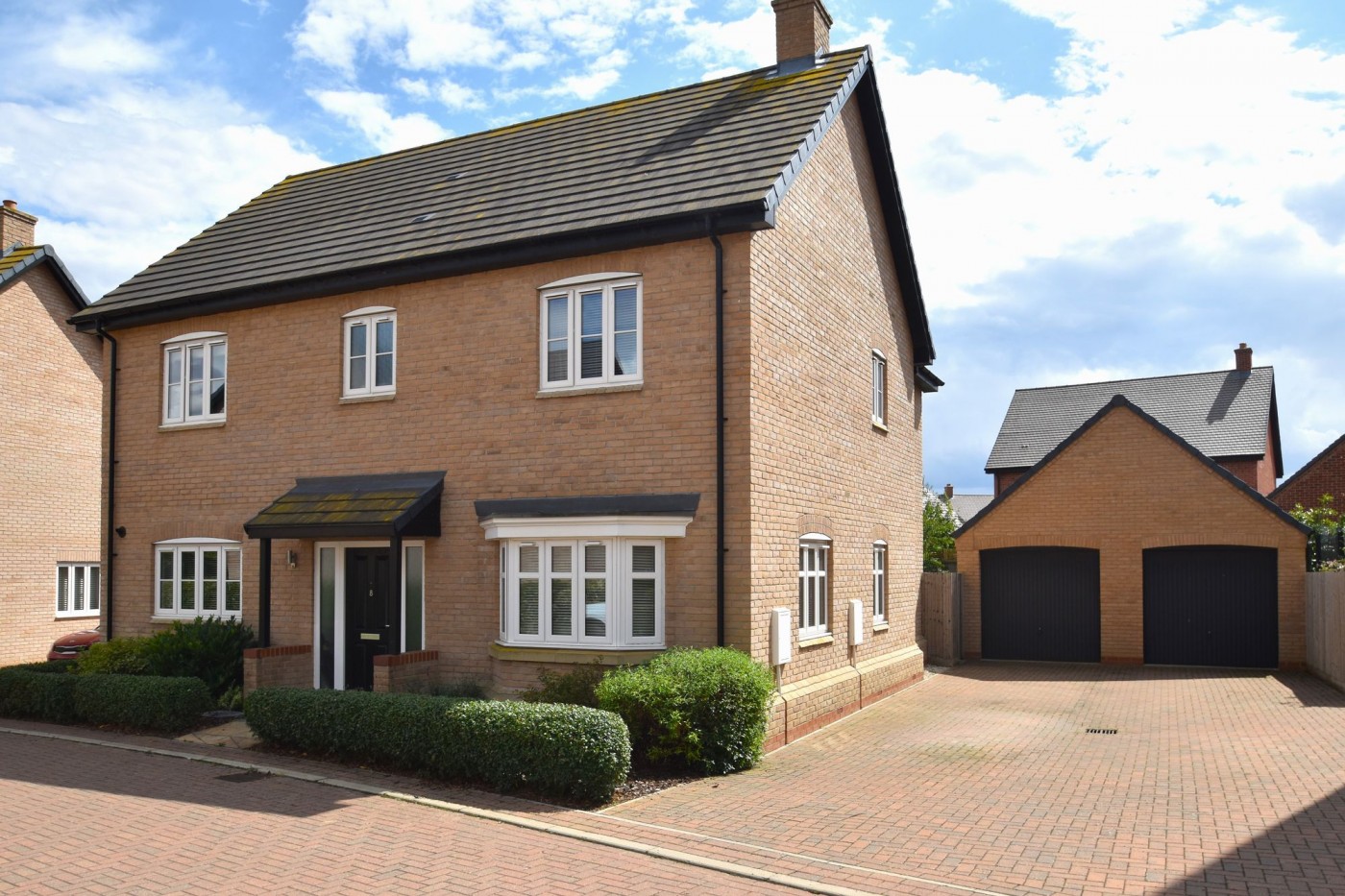 4 bedroom house in Howitt Close
