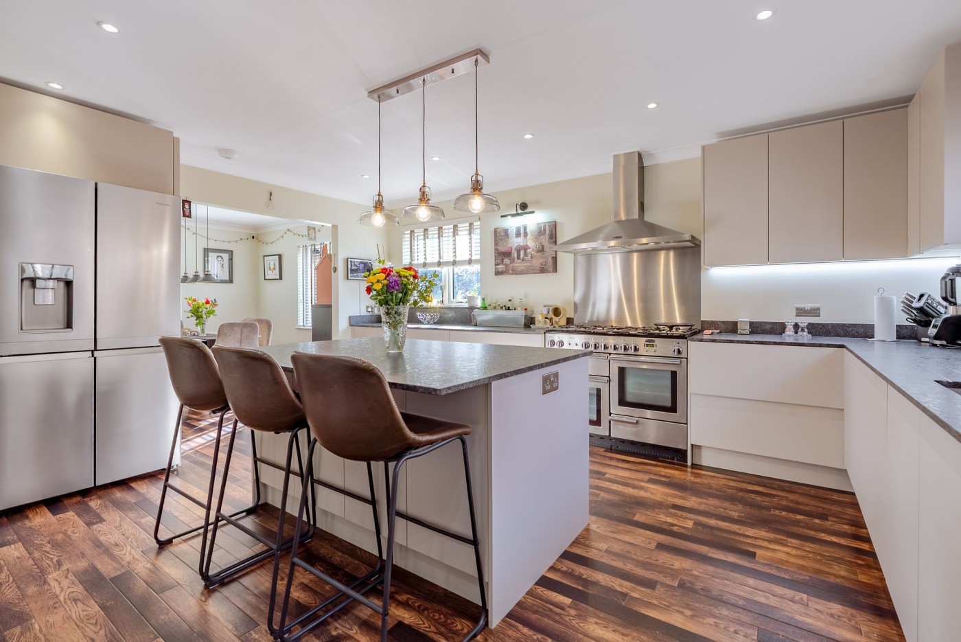 4 bedroom house in The Bank