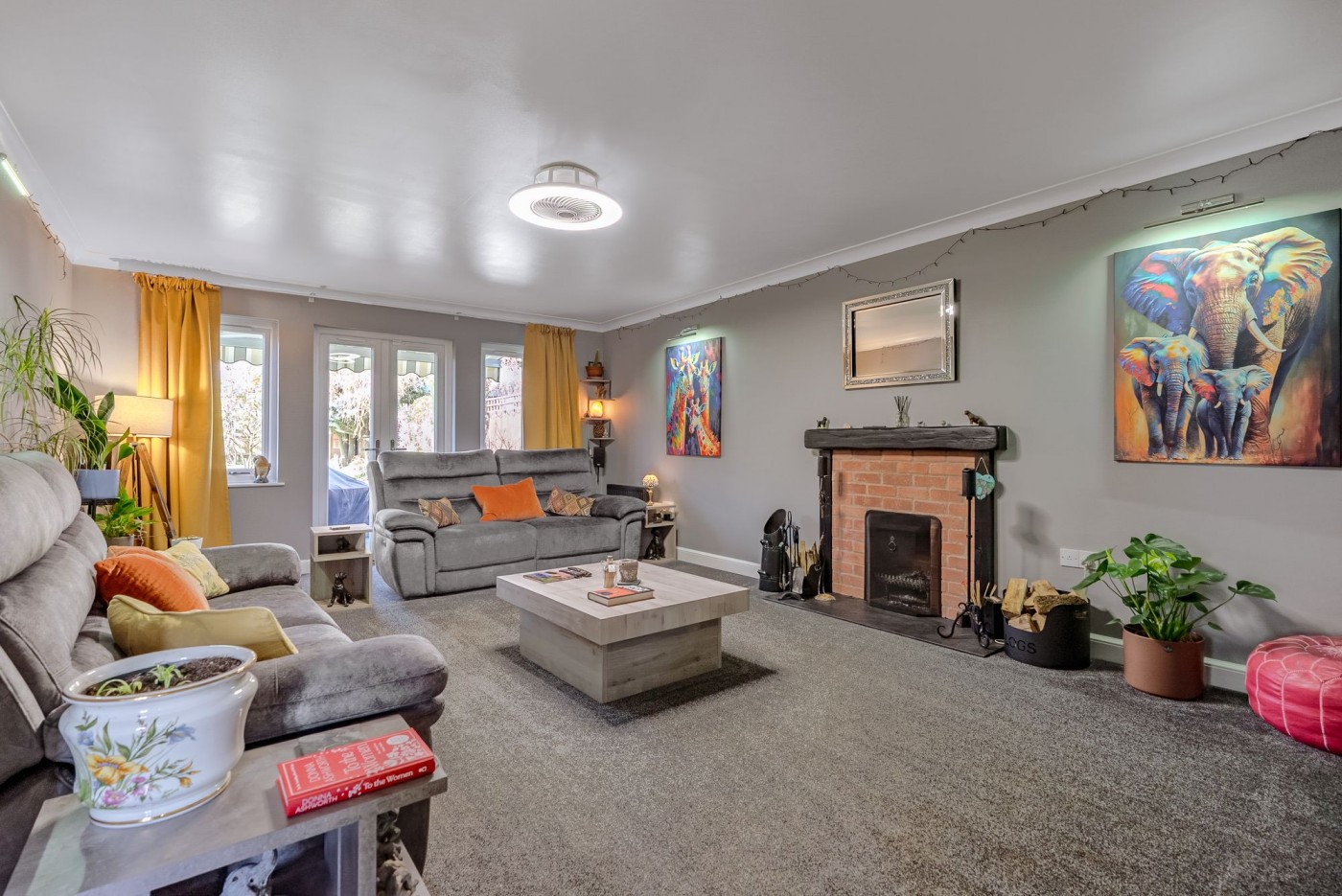 Photo 6